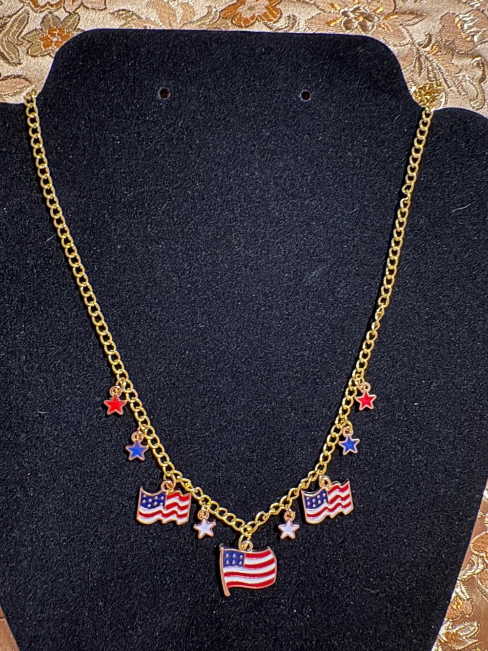 Parky’s Place Patriotic USA Flag Charm Necklace Gold Tone 20” Approx